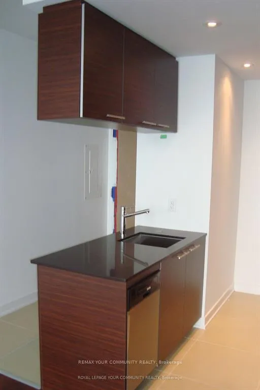Photo 7 of Unit 2306, 1 Market Street E, Toronto, Waterfront Communities — HOMEH