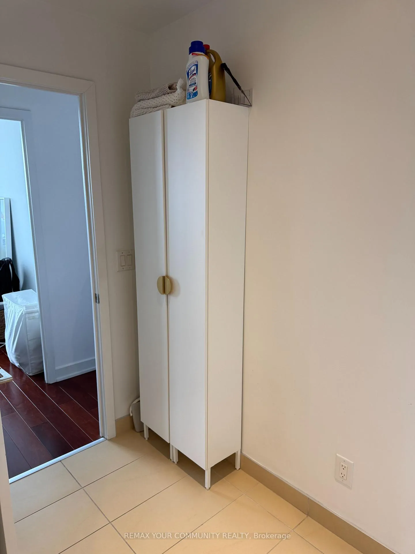Photo 13 of Unit 2306, 1 Market Street E, Toronto, Waterfront Communities — HOMEH