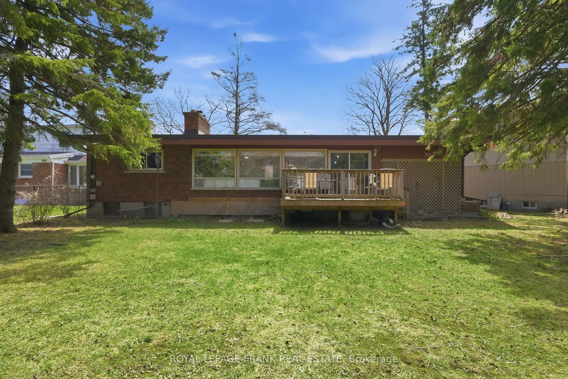 Photo 35 of 30 Maple Crescent, Kawartha Lakes, Lindsay — HOMEH