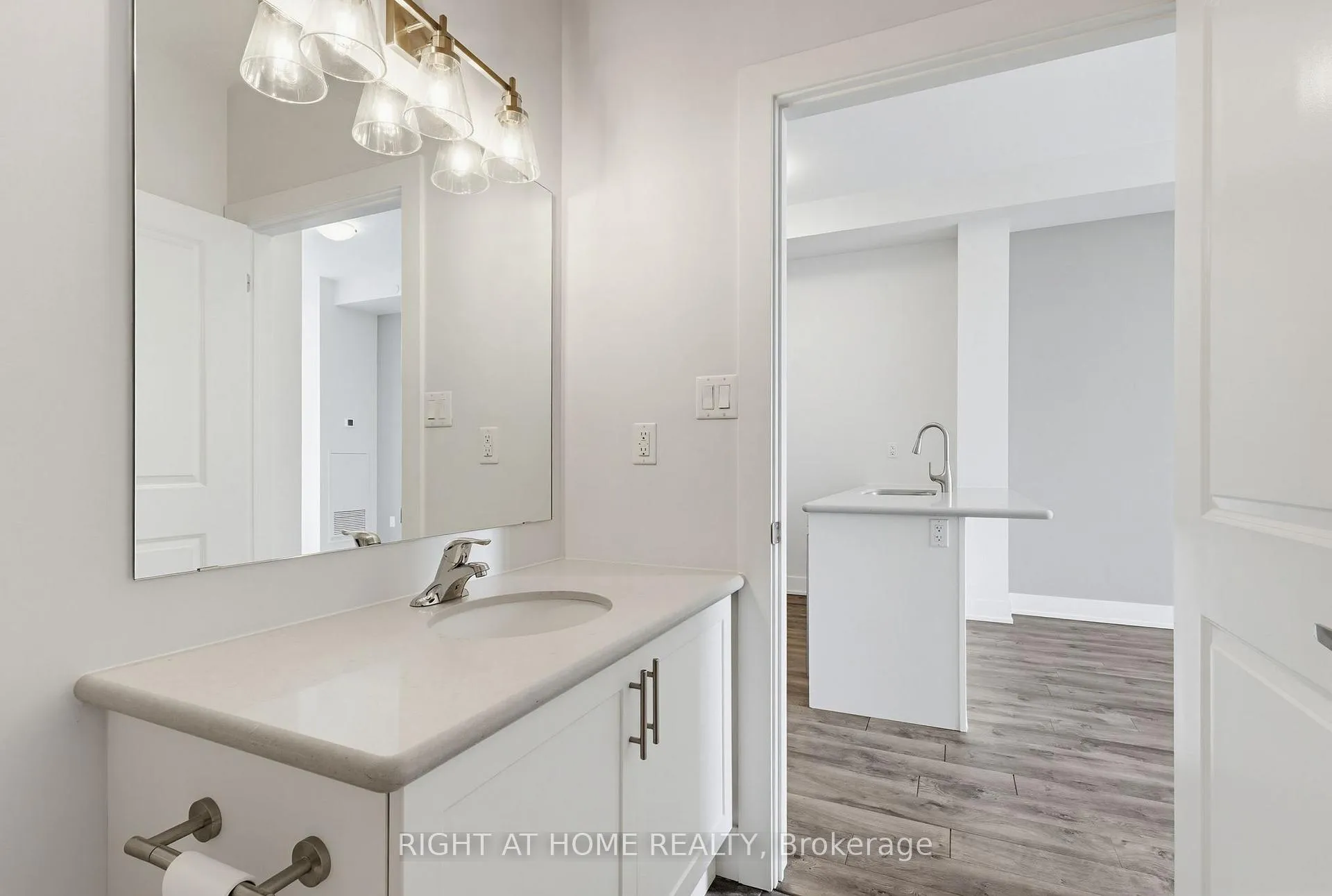 Photo 23 of Unit 623, 101 Shoreview Place, Hamilton, Lakeshore — HOMEH