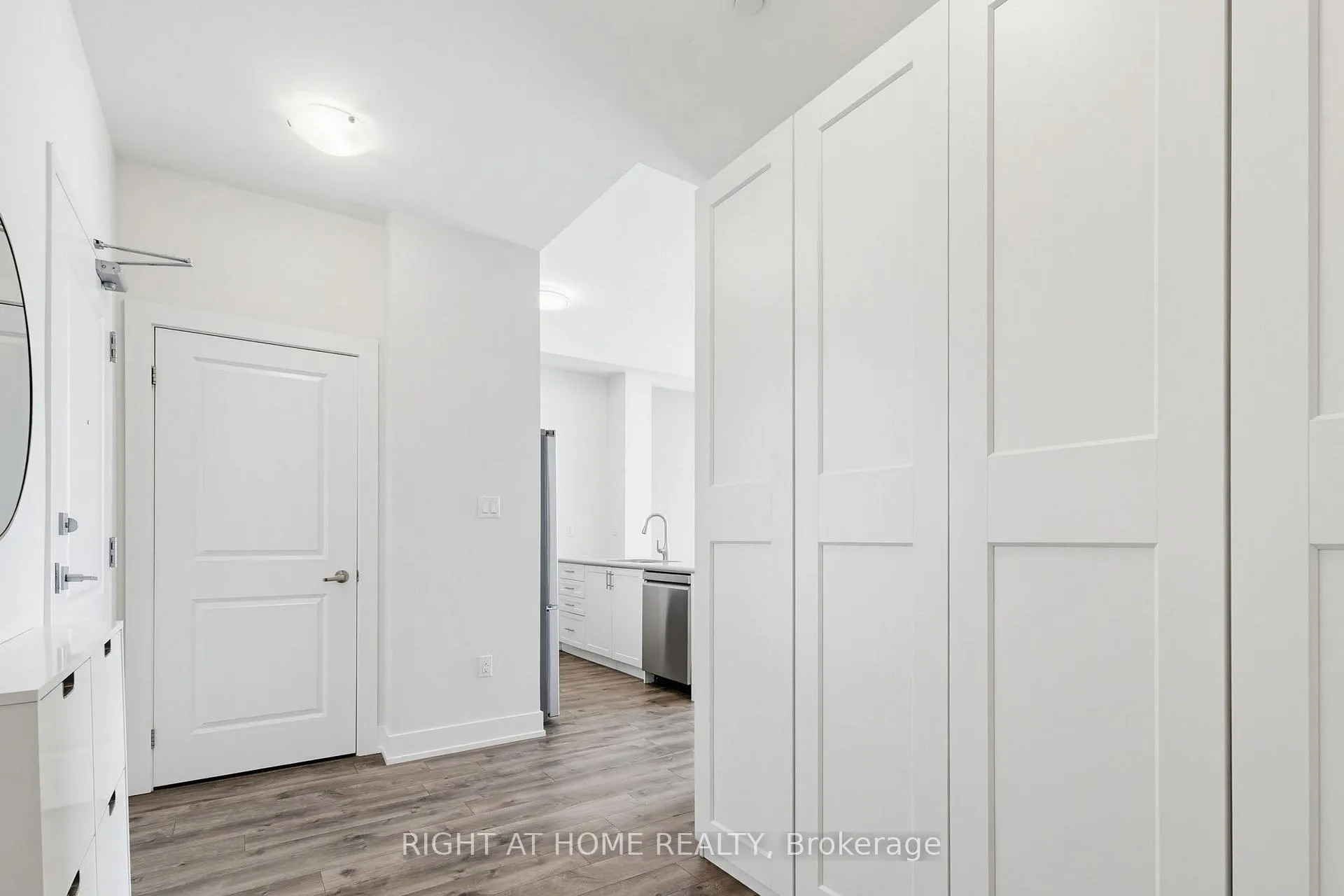 Photo 27 of Unit 623, 101 Shoreview Place, Hamilton, Lakeshore — HOMEH