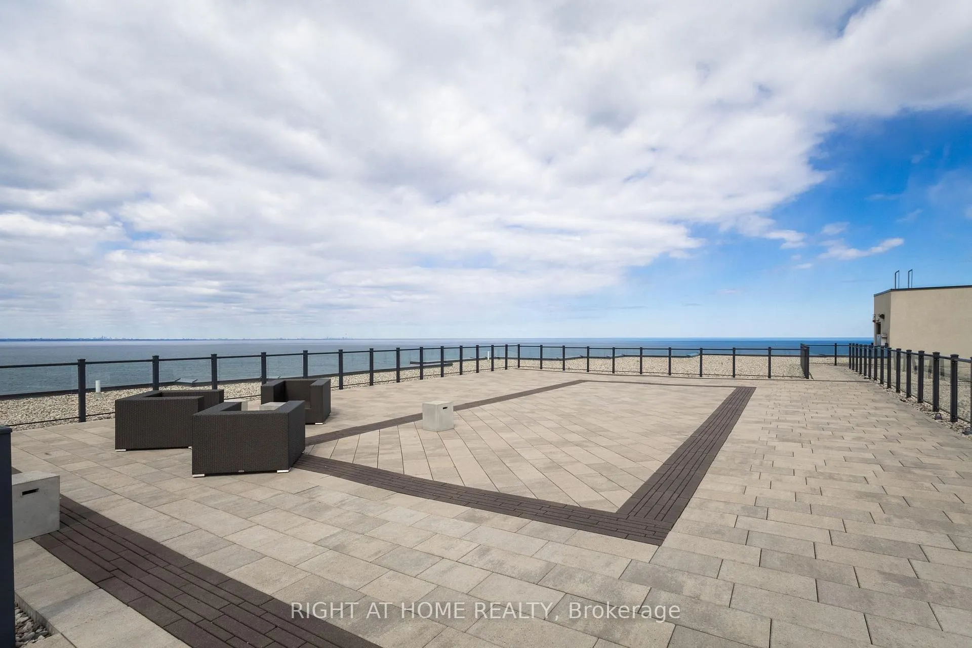Photo 33 of Unit 623, 101 Shoreview Place, Hamilton, Lakeshore — HOMEH