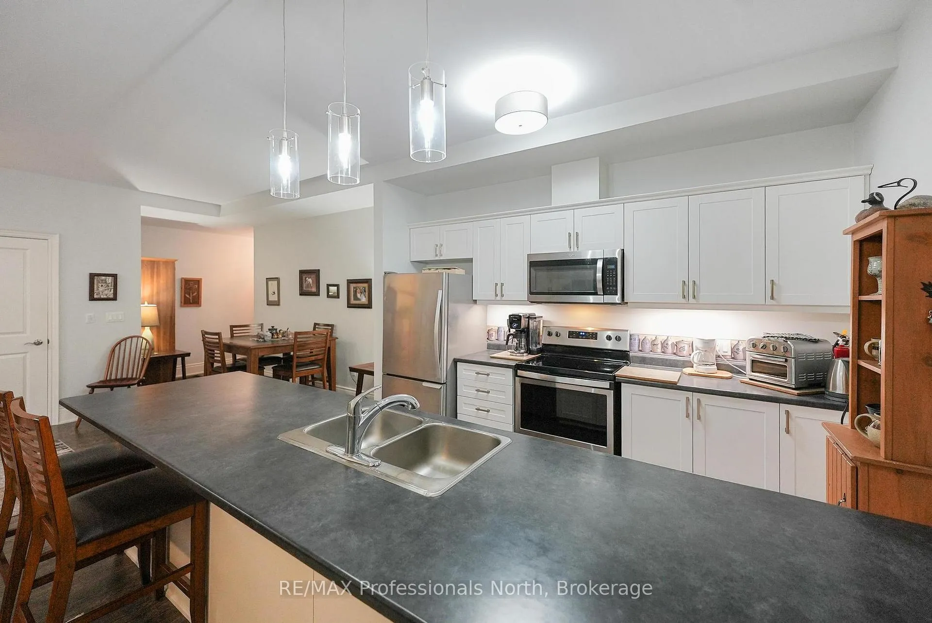 Photo 6 of Unit 201, 75 Wallings Road, Dysart et al, Dysart — HOMEH