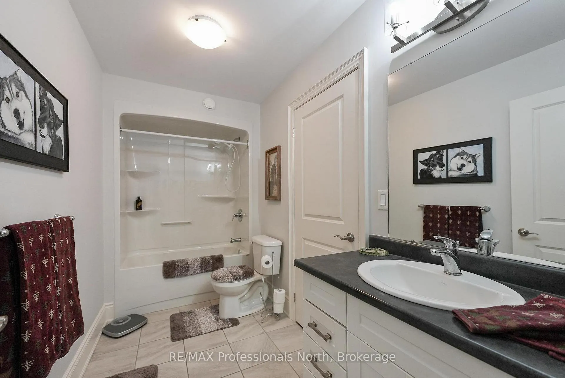 Photo 16 of Unit 201, 75 Wallings Road, Dysart et al, Dysart — HOMEH