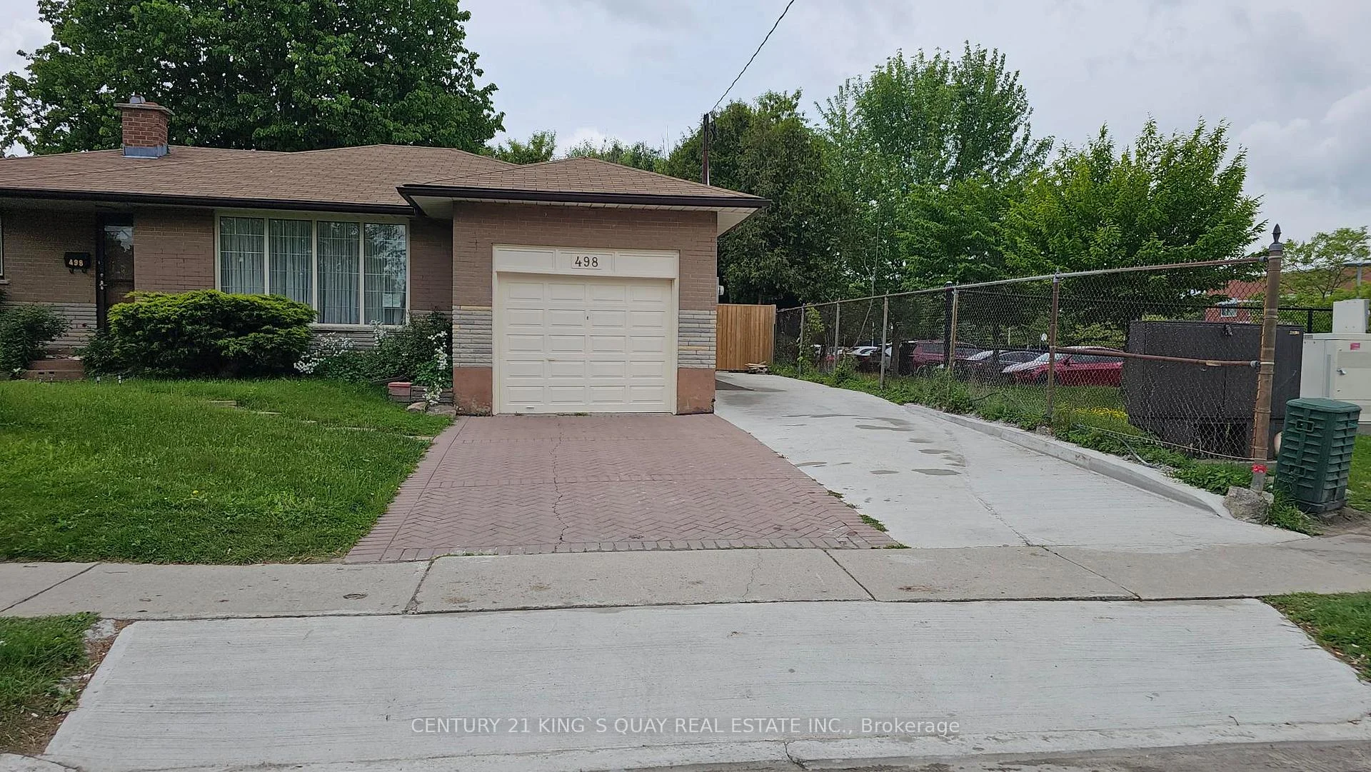 Front of Unit Bsmt, 498 Wilson Road S