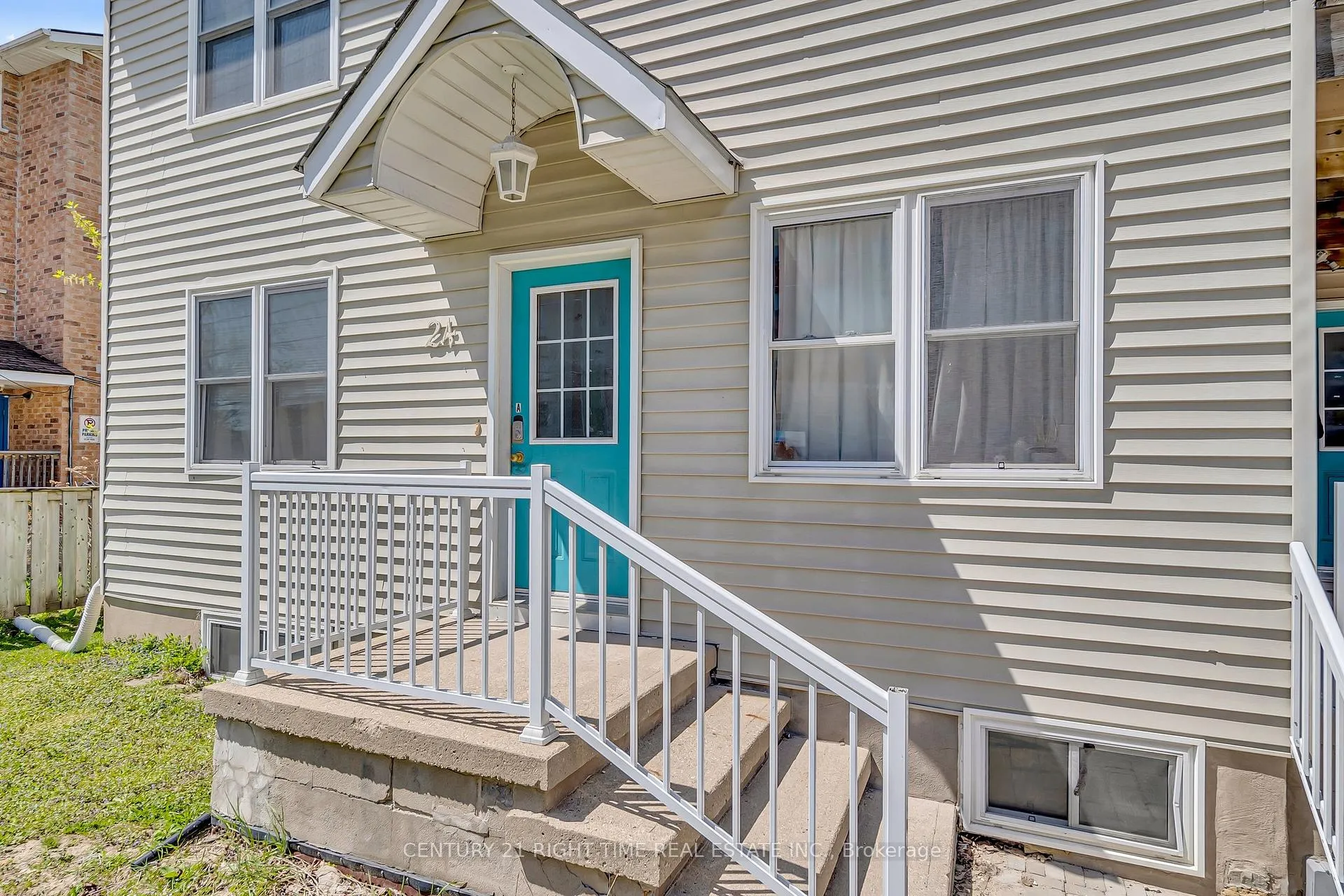 Photo 15 of 24 columbia Street, Kitchener — HOMEH
