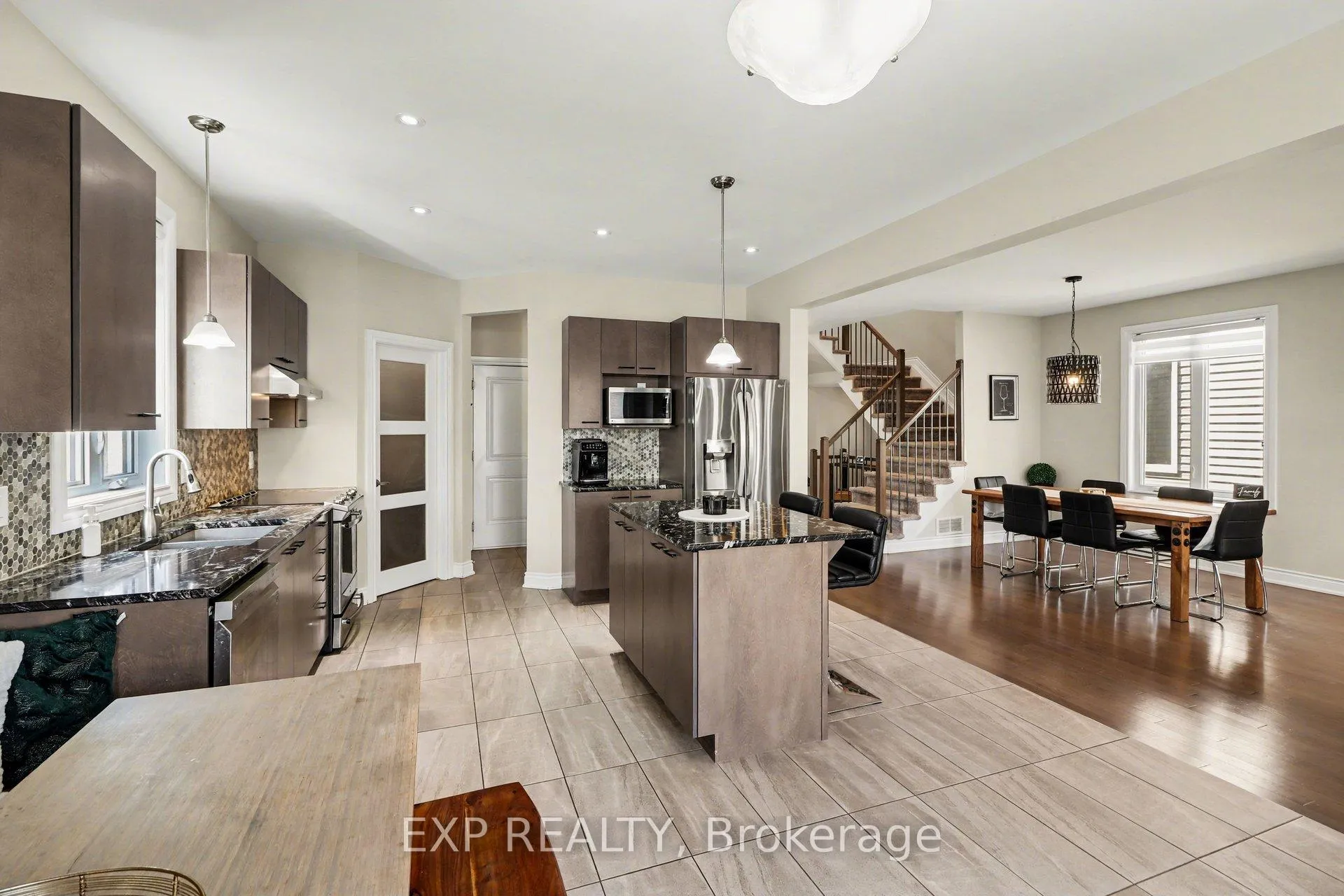 Photo 7 of 860 Oat Straw Way, Ottawa, Leitrim — HOMEH
