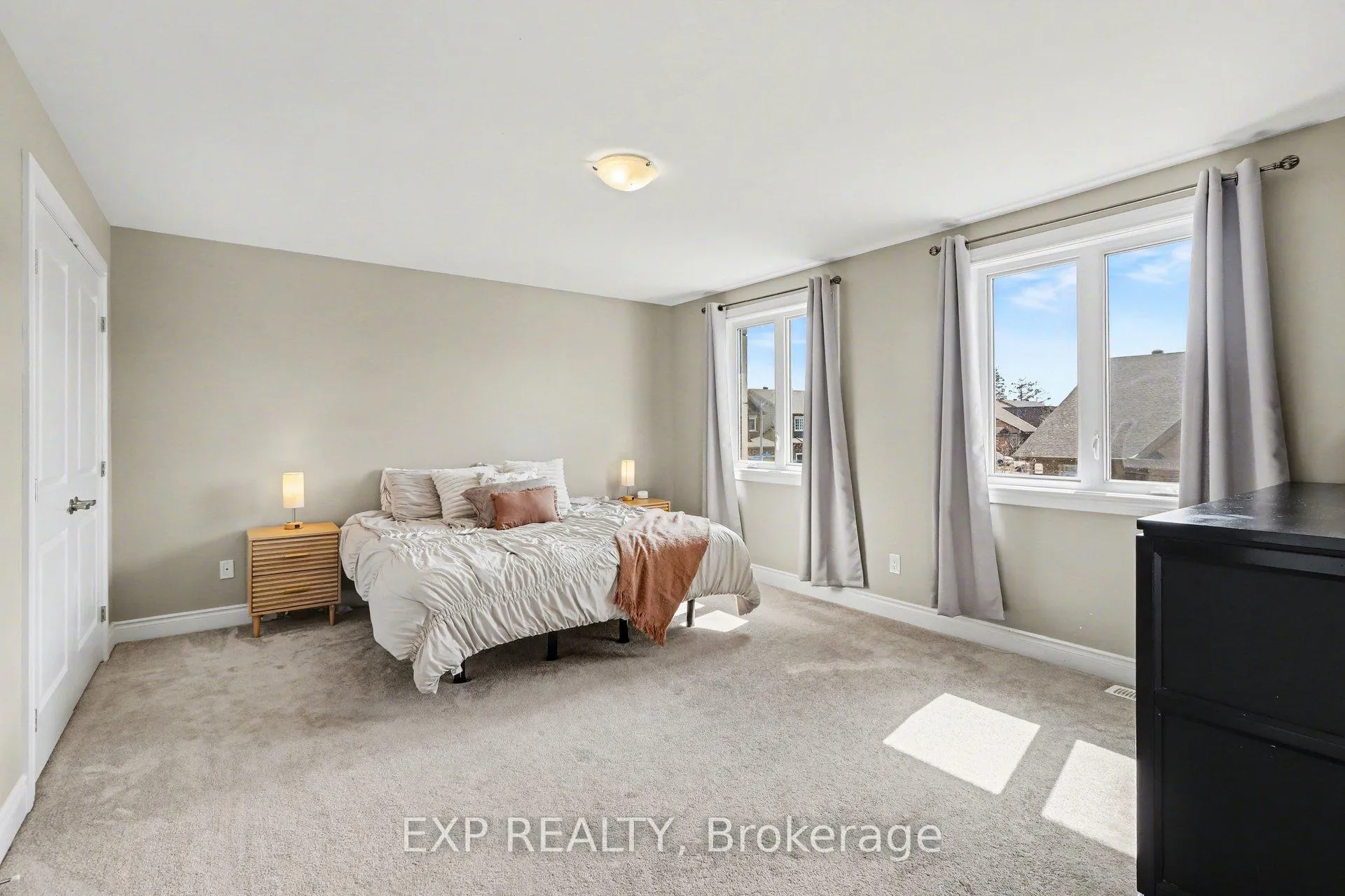 Photo 11 of 860 Oat Straw Way, Ottawa, Leitrim — HOMEH