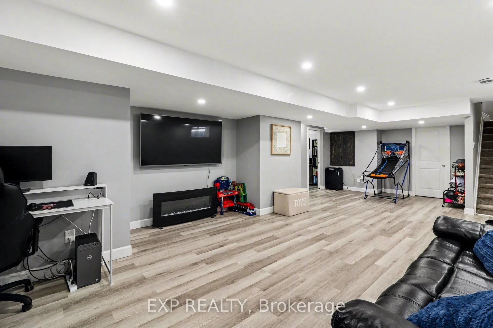Photo 23 of 860 Oat Straw Way, Ottawa, Leitrim — HOMEH