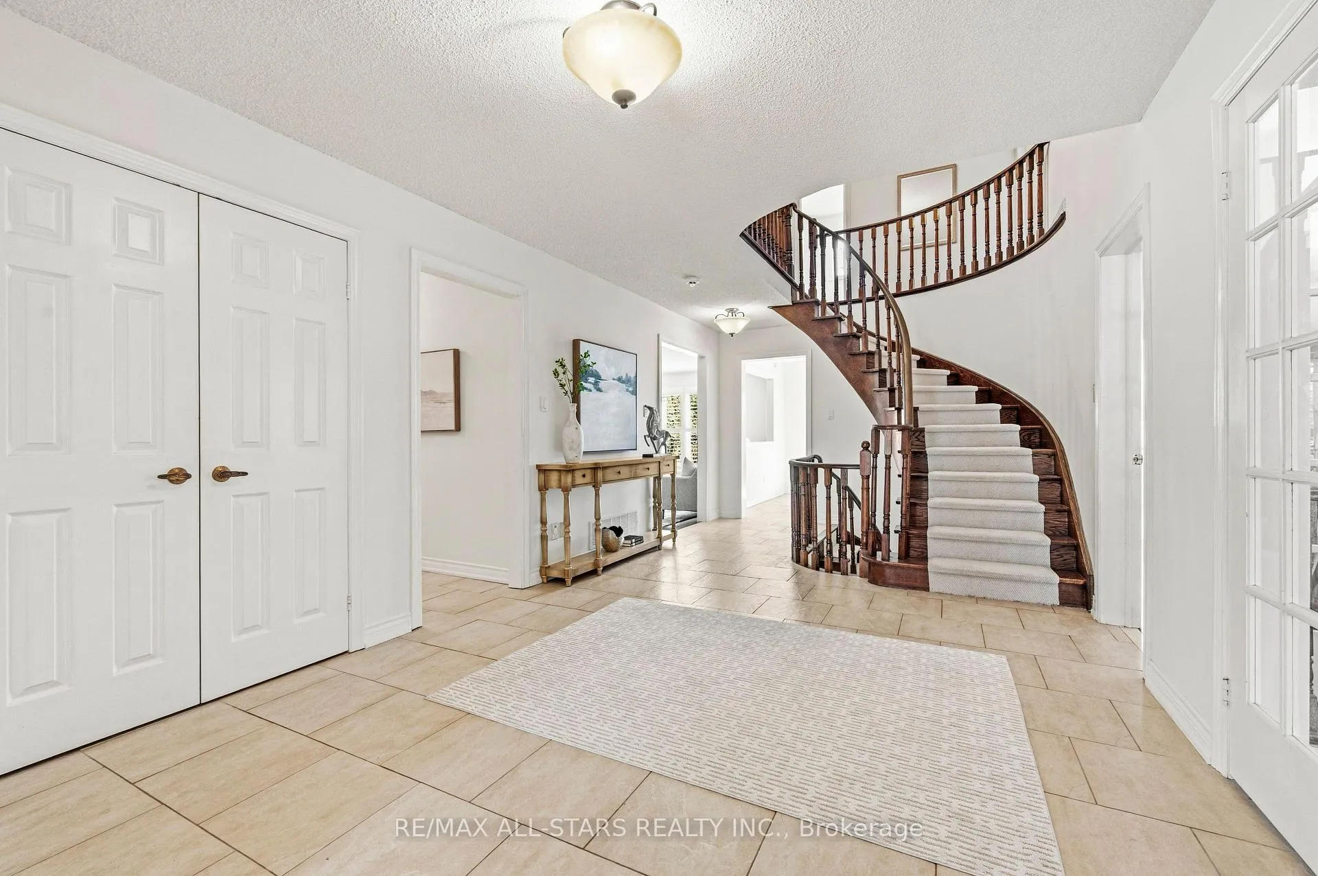 Photo 5 of 53 Smithy Street, Markham, Raymerville — HOMEH