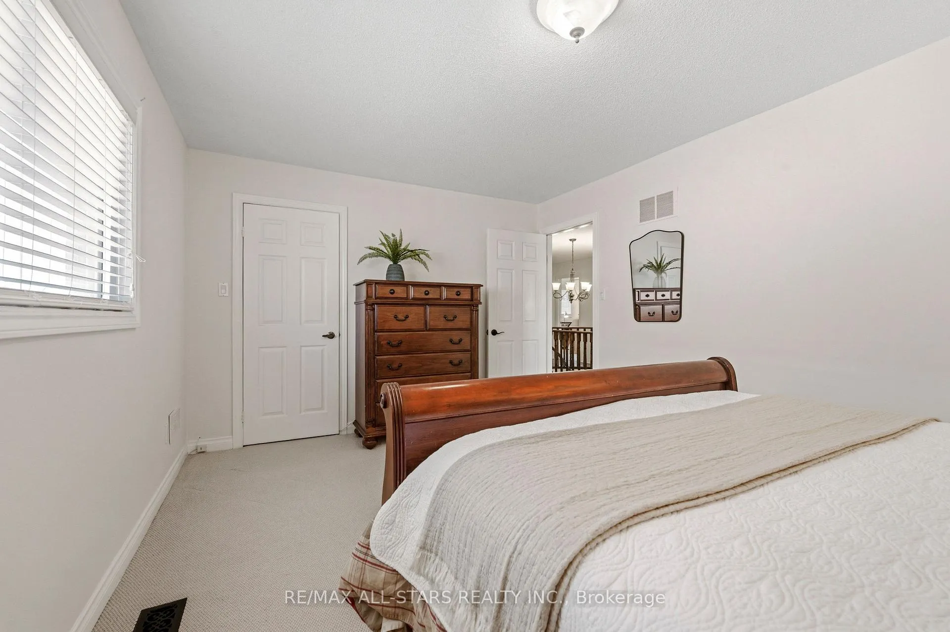 Photo 35 of 53 Smithy Street, Markham, Raymerville — HOMEH