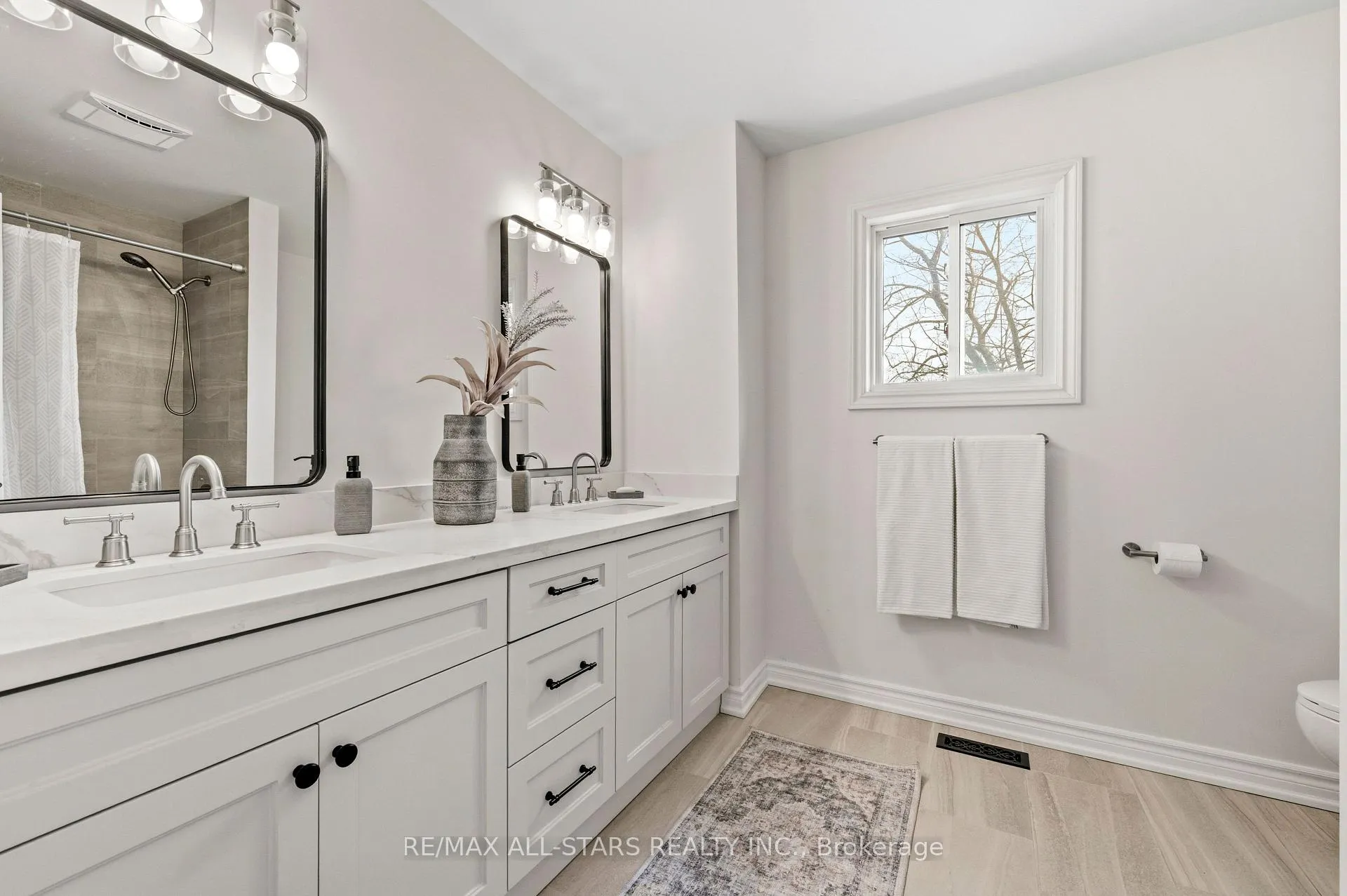 Photo 39 of 53 Smithy Street, Markham, Raymerville — HOMEH