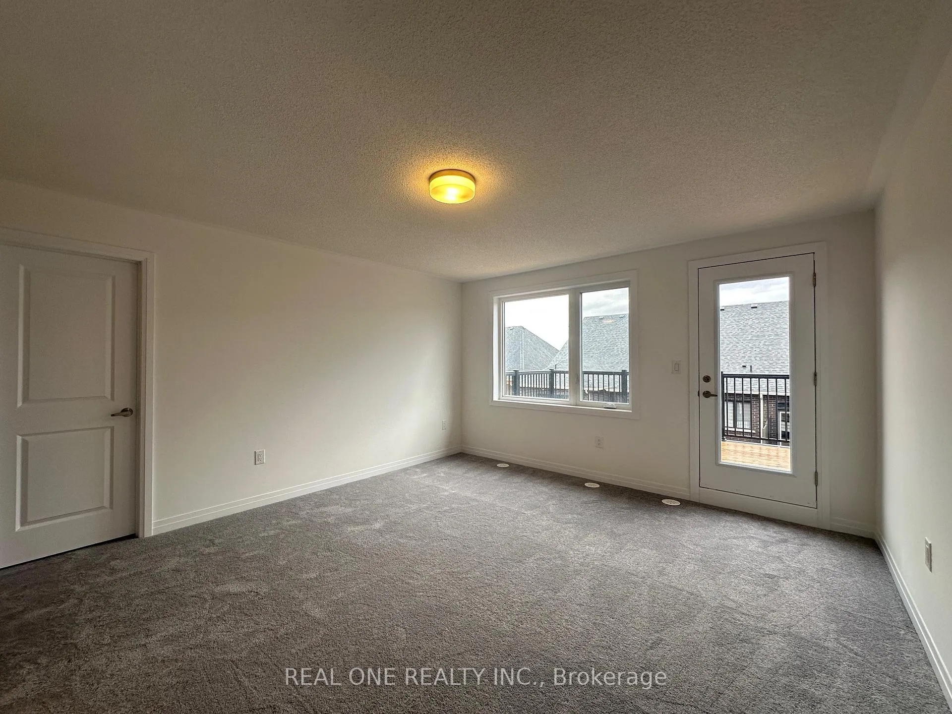 Photo 12 of 3273 Crystal Drive, Oakville, Glenorchy — HOMEH