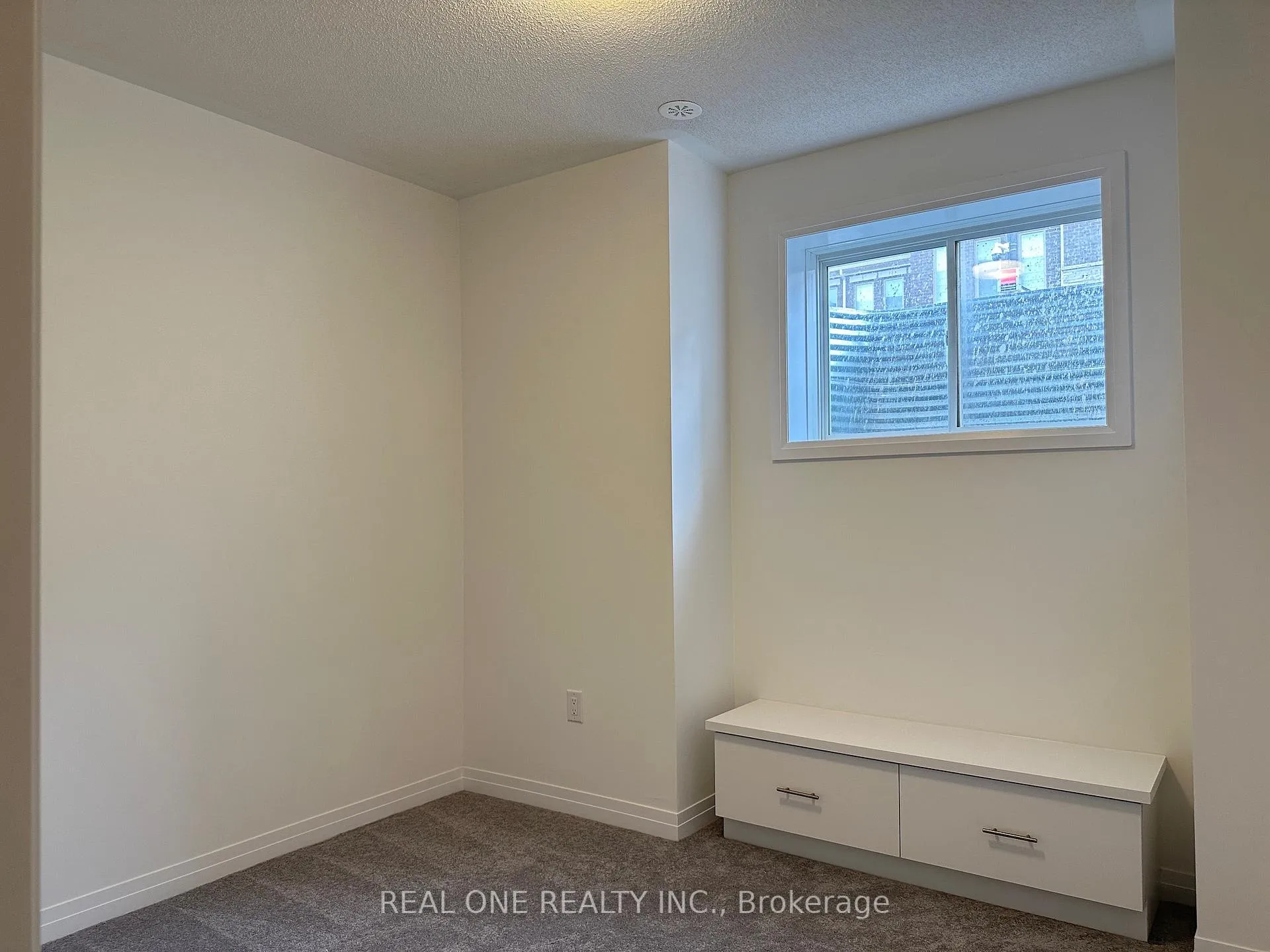 Photo 16 of 3273 Crystal Drive, Oakville, Glenorchy — HOMEH