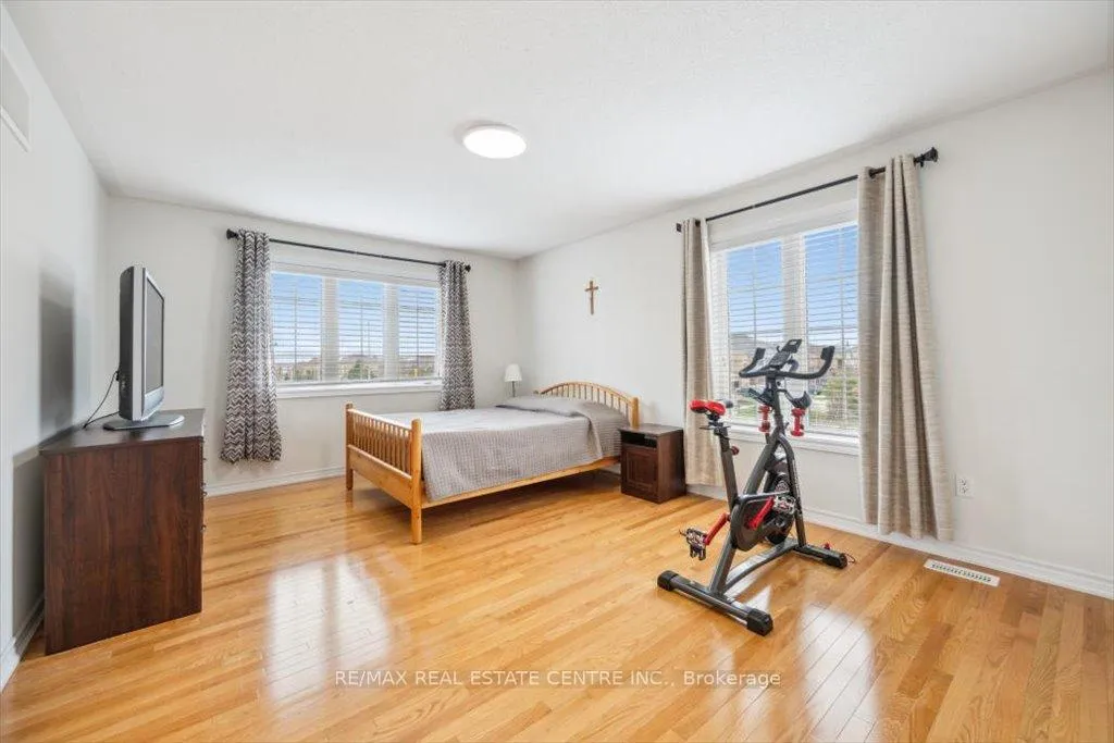 Photo 19 of 37 Interlude Drive, Brampton, Credit Valley — HOMEH