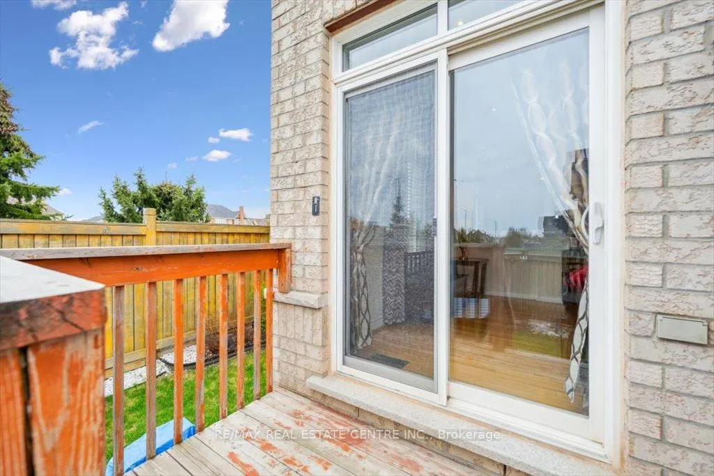 Photo 31 of 37 Interlude Drive, Brampton, Credit Valley — HOMEH