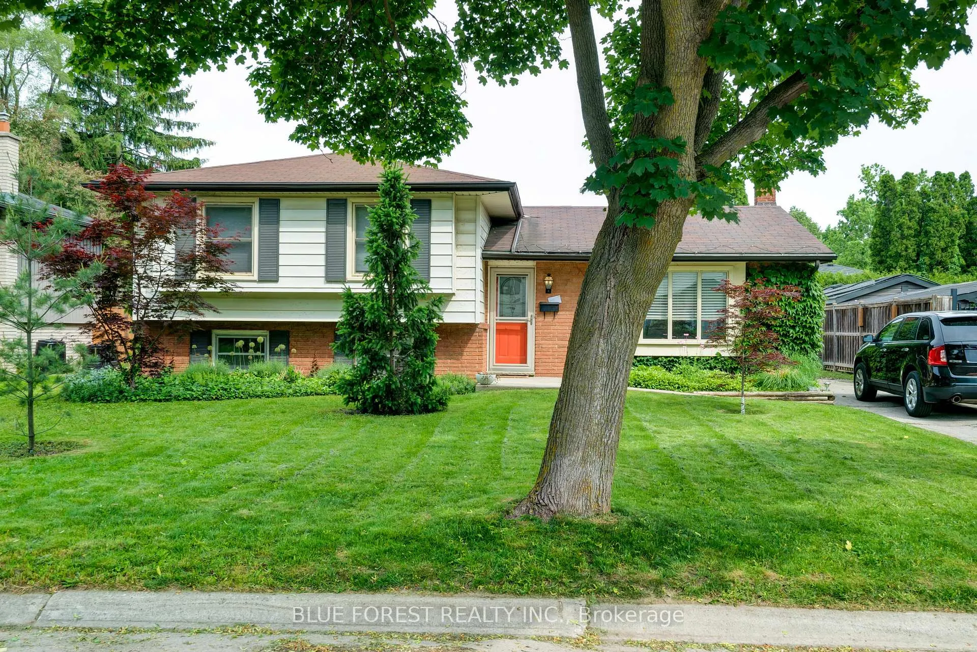 Photo 1 of 62 Glenburnie Crescent, London, North H — HOMEH