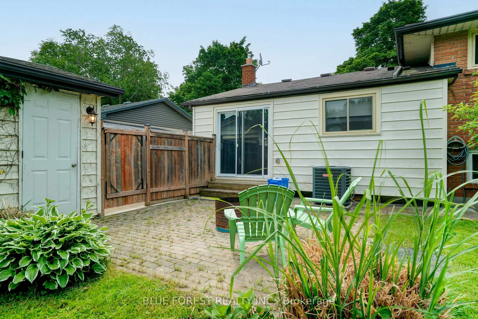 Photo 6 of 62 Glenburnie Crescent, London, North H — HOMEH