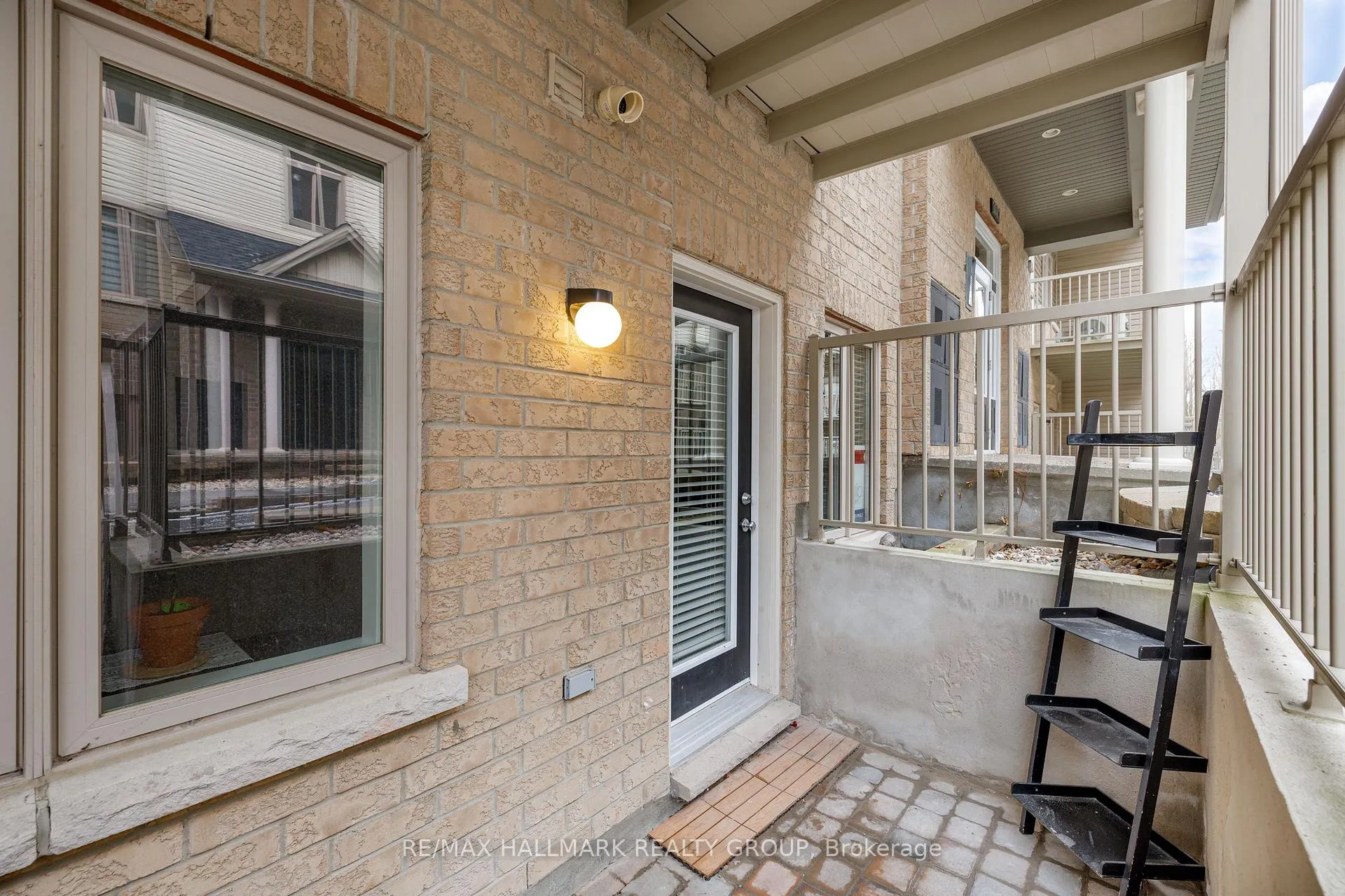 Photo 40 of Unit B, 1067 Beryl Private, Ottawa, Riverside South/Gloucester Glen — HOMEH