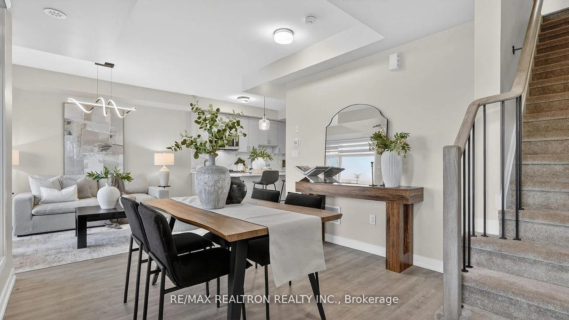 Photo 10 of Unit 103, 2550 Castlegate Crossing, Pickering, Duffin Heights — HOMEH