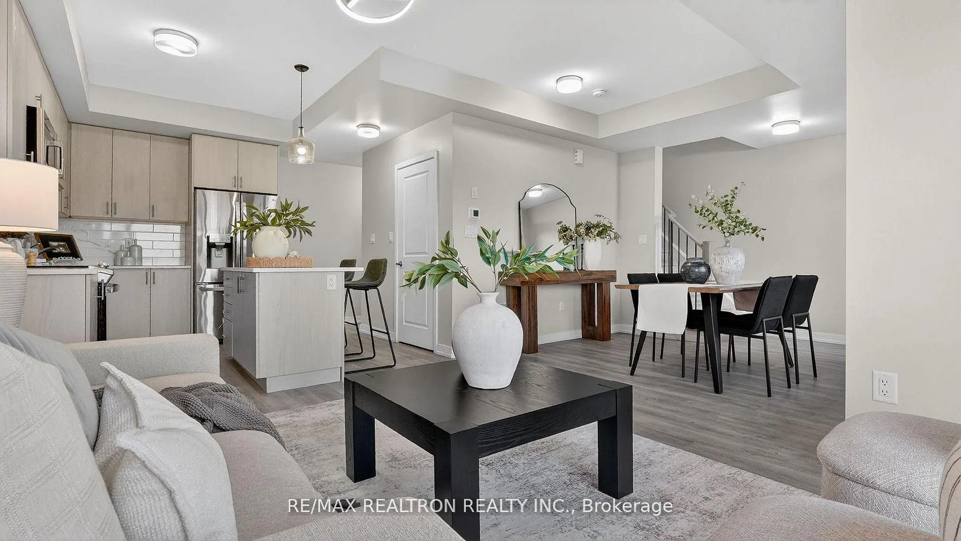 Photo 11 of Unit 103, 2550 Castlegate Crossing, Pickering, Duffin Heights — HOMEH