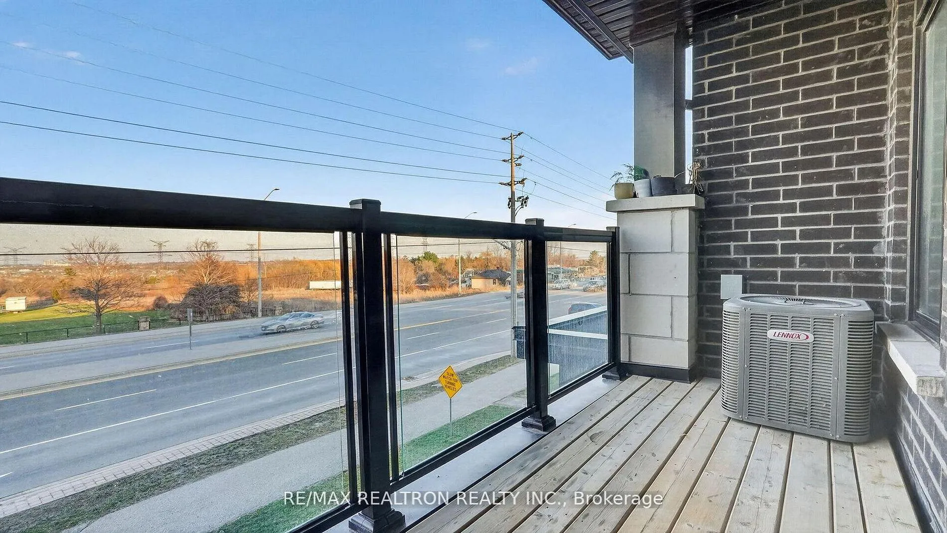 Photo 15 of Unit 103, 2550 Castlegate Crossing, Pickering, Duffin Heights — HOMEH
