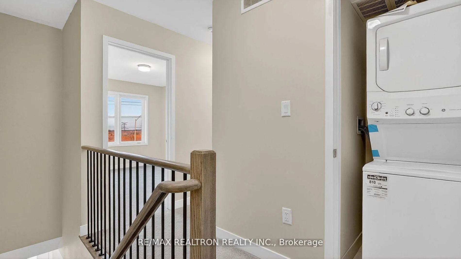 Photo 22 of Unit 103, 2550 Castlegate Crossing, Pickering, Duffin Heights — HOMEH