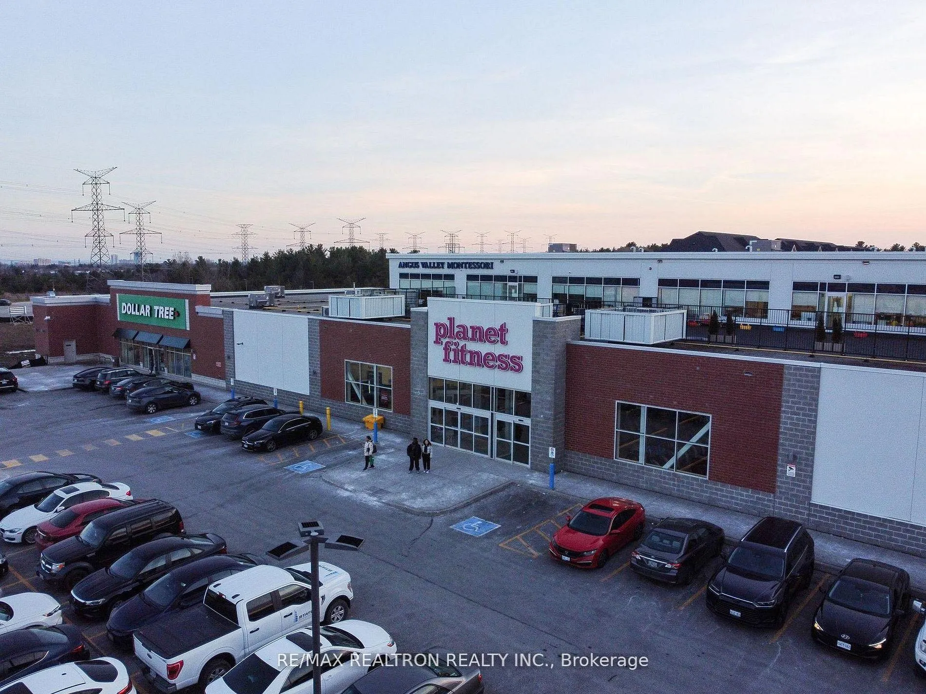 Photo 26 of Unit 103, 2550 Castlegate Crossing, Pickering, Duffin Heights — HOMEH