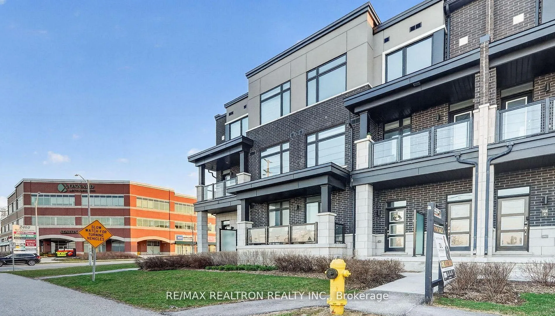 Photo 32 of Unit 103, 2550 Castlegate Crossing, Pickering, Duffin Heights — HOMEH