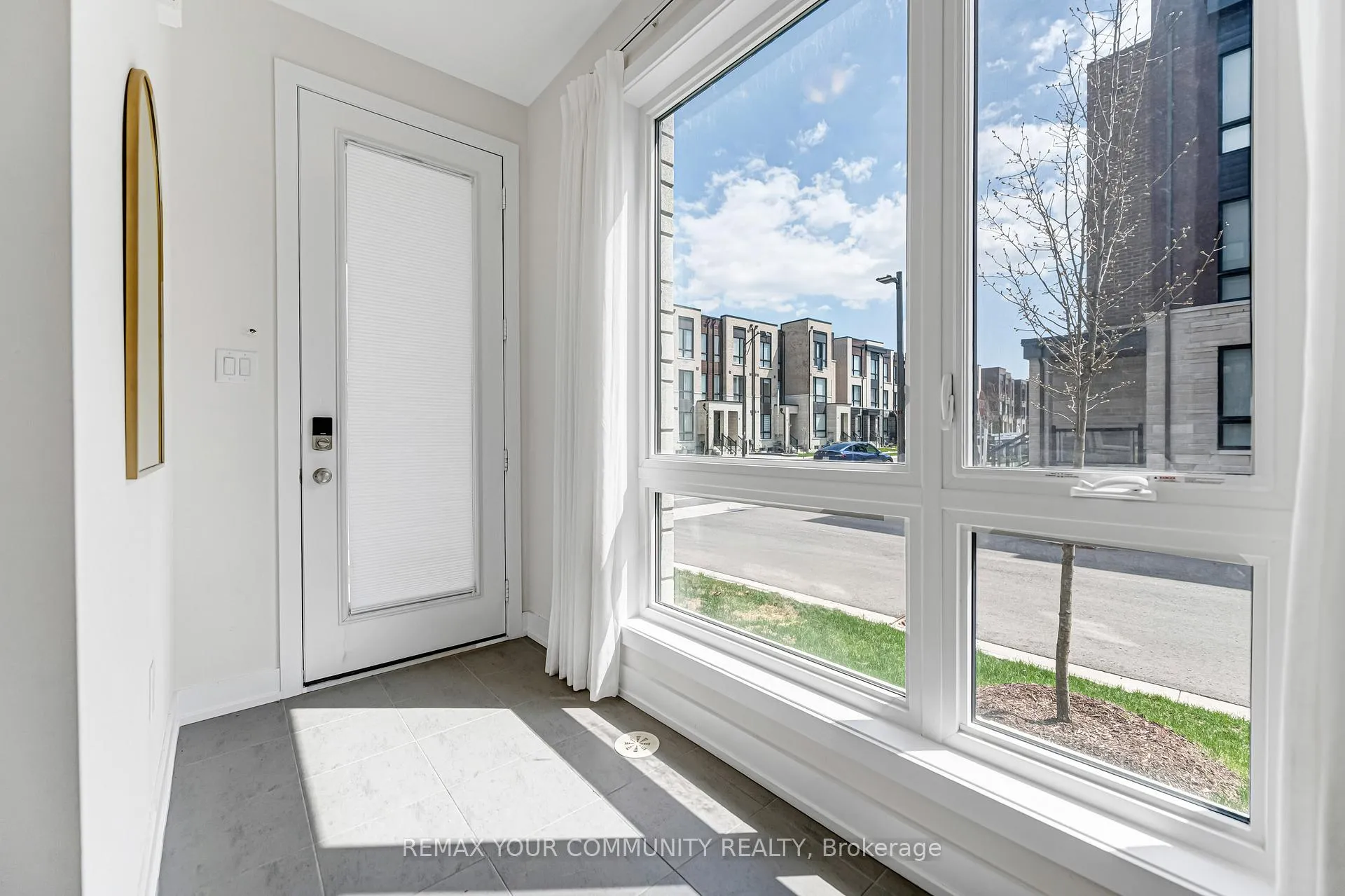 Photo 2 of 92 Stauffer Crescent, Markham, Cornell — HOMEH