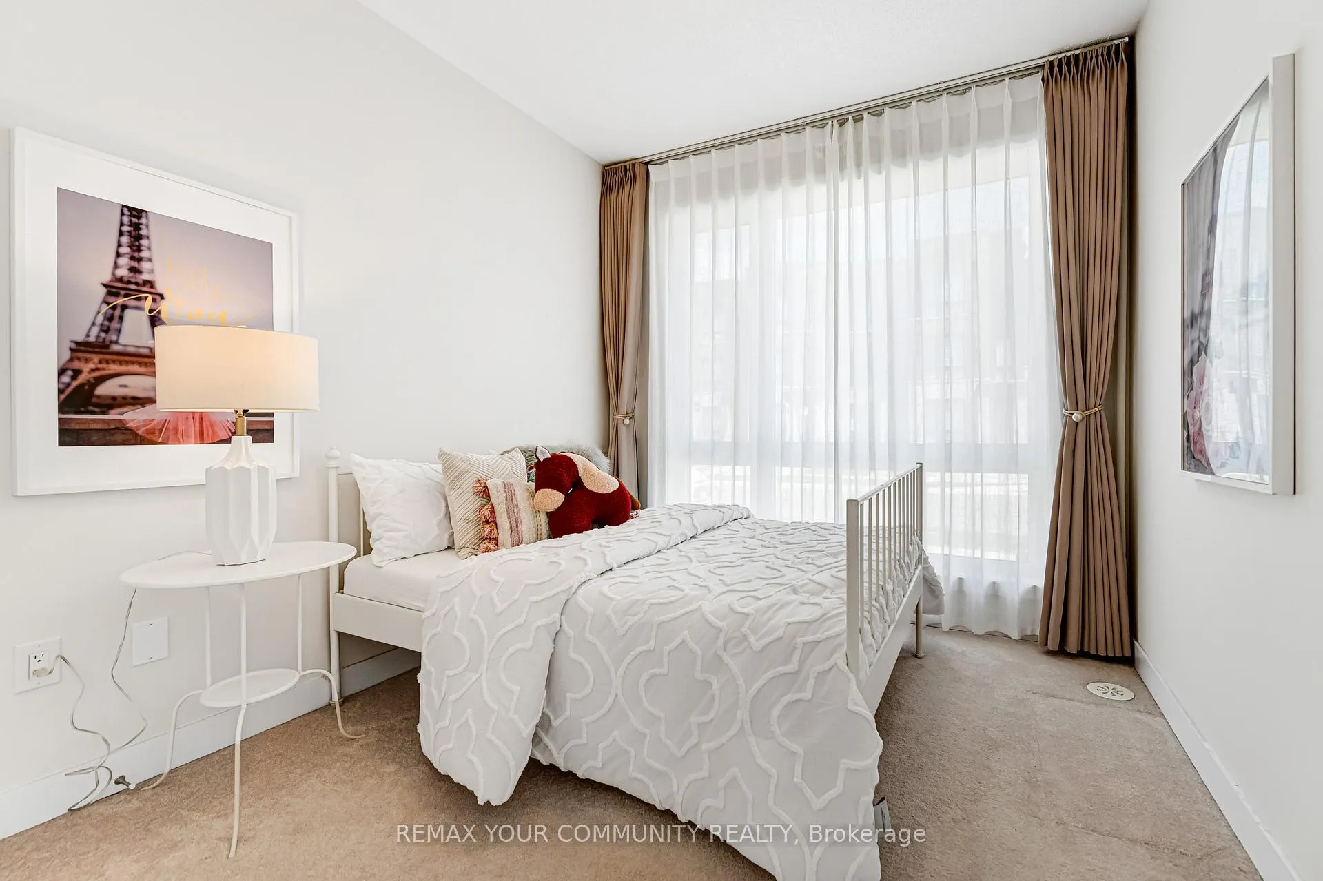 Photo 4 of 92 Stauffer Crescent, Markham, Cornell — HOMEH