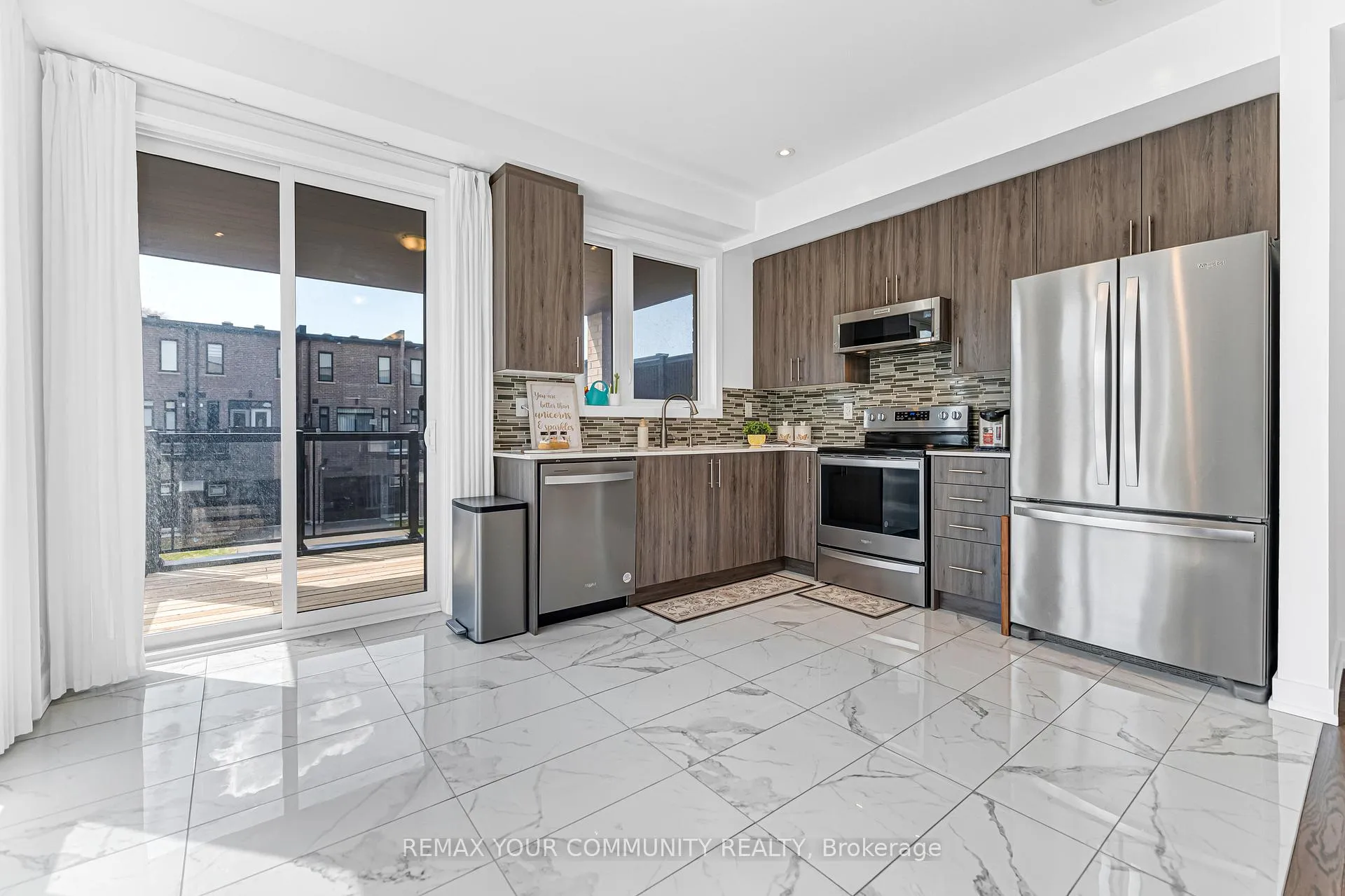 Photo 10 of 92 Stauffer Crescent, Markham, Cornell — HOMEH