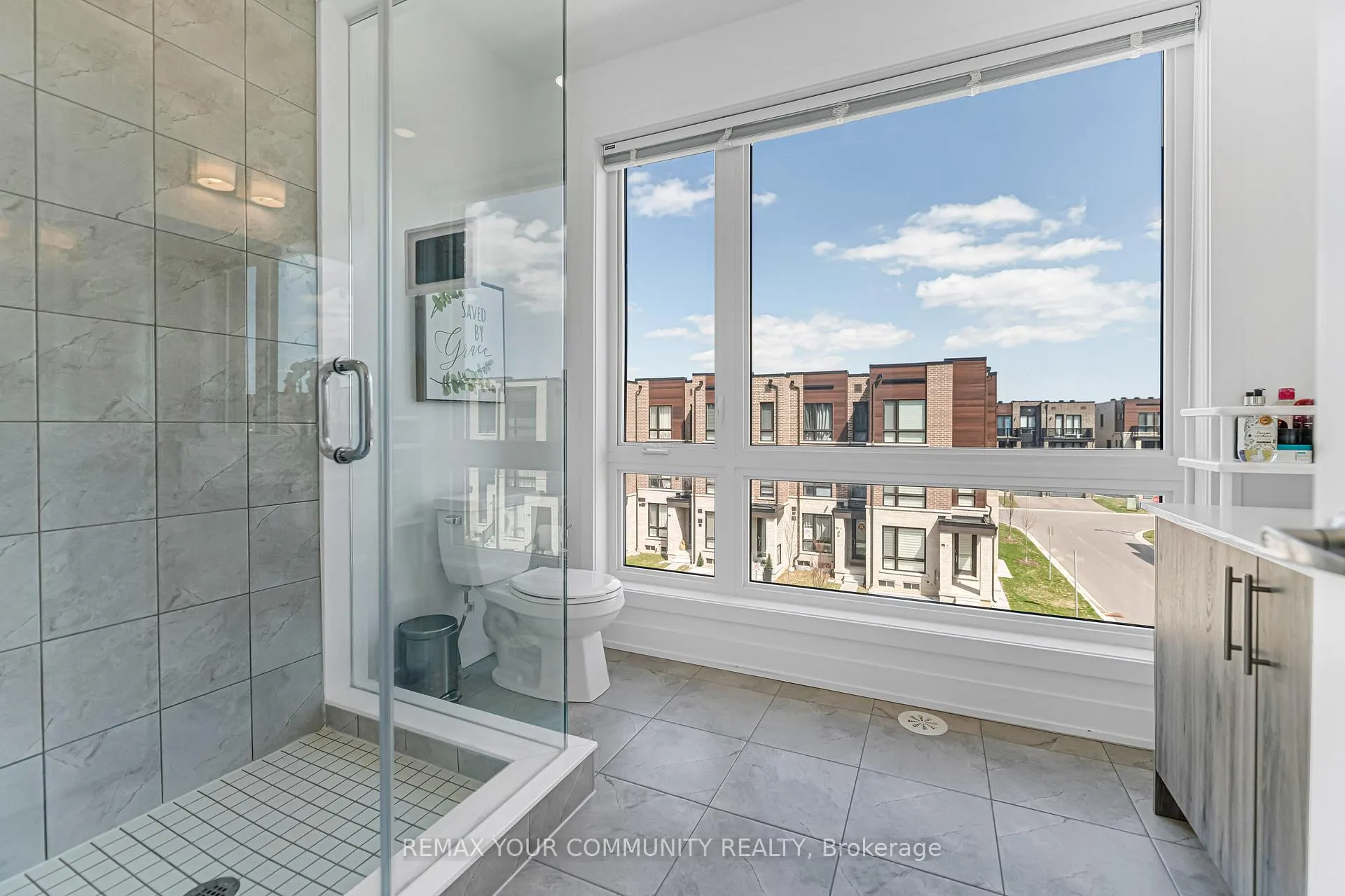 Photo 14 of 92 Stauffer Crescent, Markham, Cornell — HOMEH
