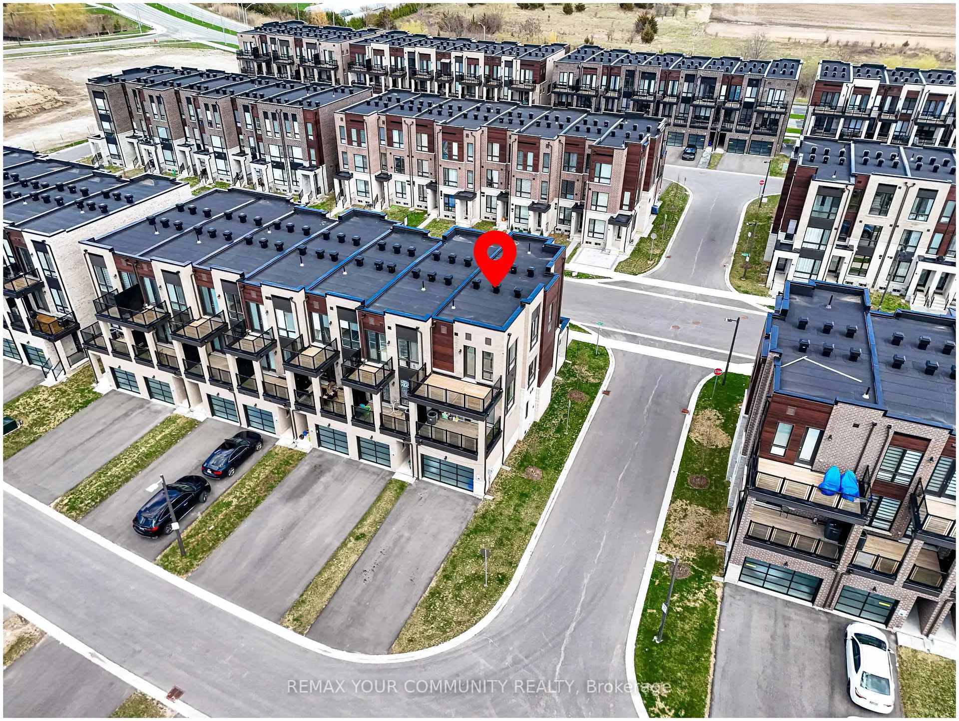 Photo 25 of 92 Stauffer Crescent, Markham, Cornell — HOMEH
