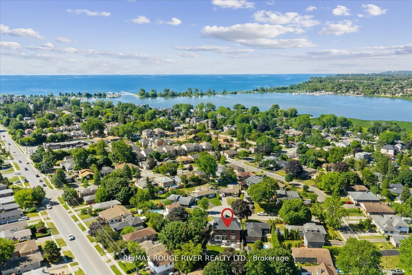 Photo 3 of 1278 Trellis Court, Pickering, Bay Ridges — HOMEH