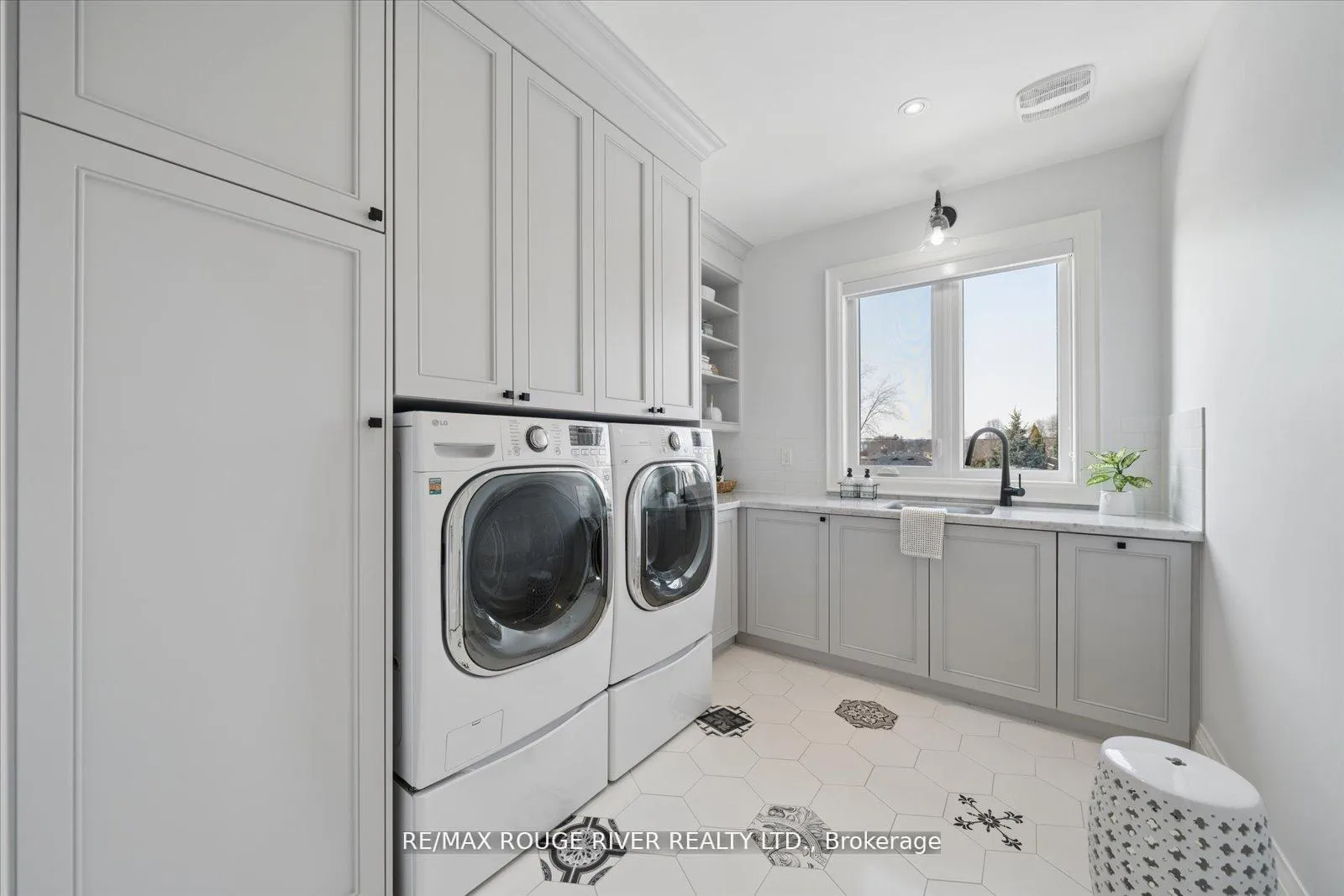 Photo 33 of 1278 Trellis Court, Pickering, Bay Ridges — HOMEH