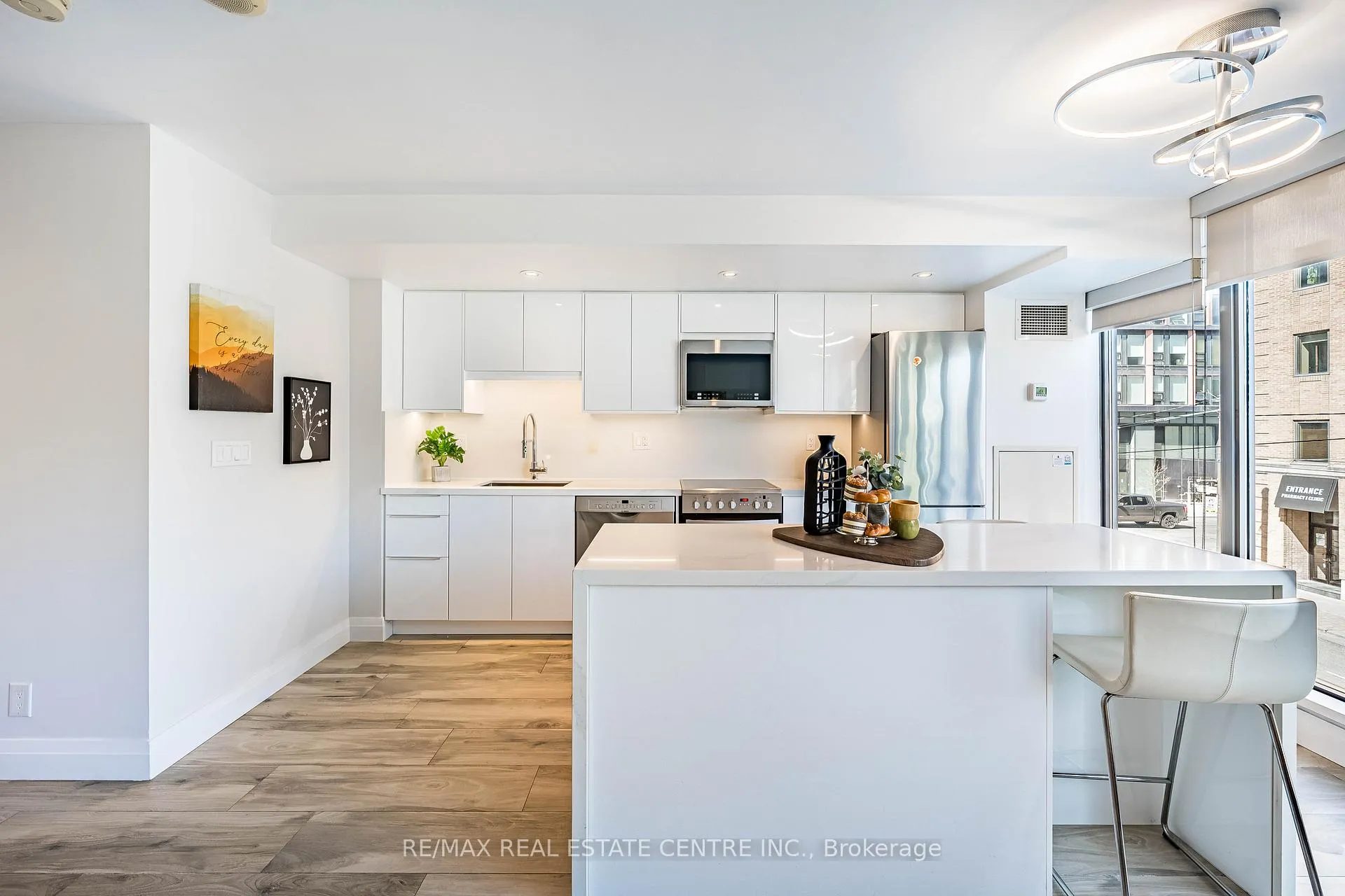 Photo 7 of Unit 216, 33 Lombard Street, Toronto, Church-Yonge Corridor — HOMEH