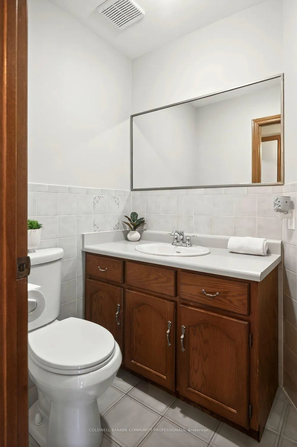 Photo 21 of 8 Wyvis Court, Hamilton, Stoney Creek — HOMEH