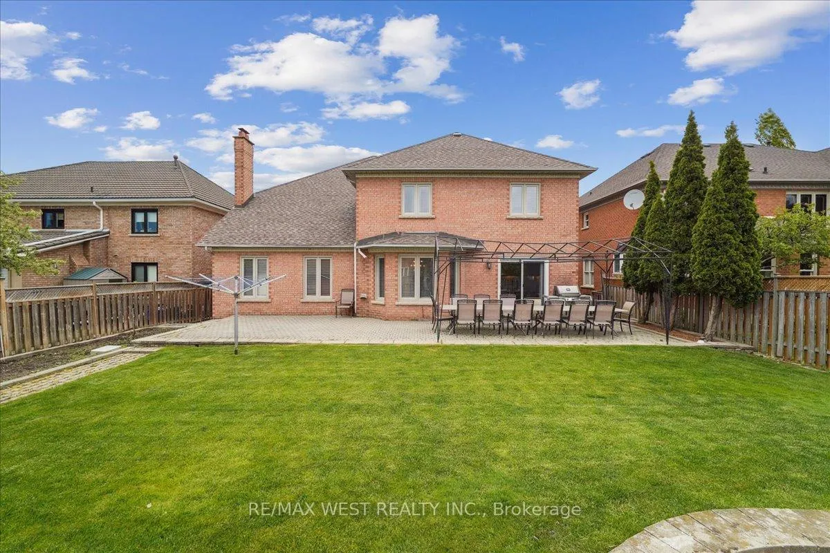 Photo 28 of 15 Brownlee Avenue, Vaughan, East Woodbridge — HOMEH
