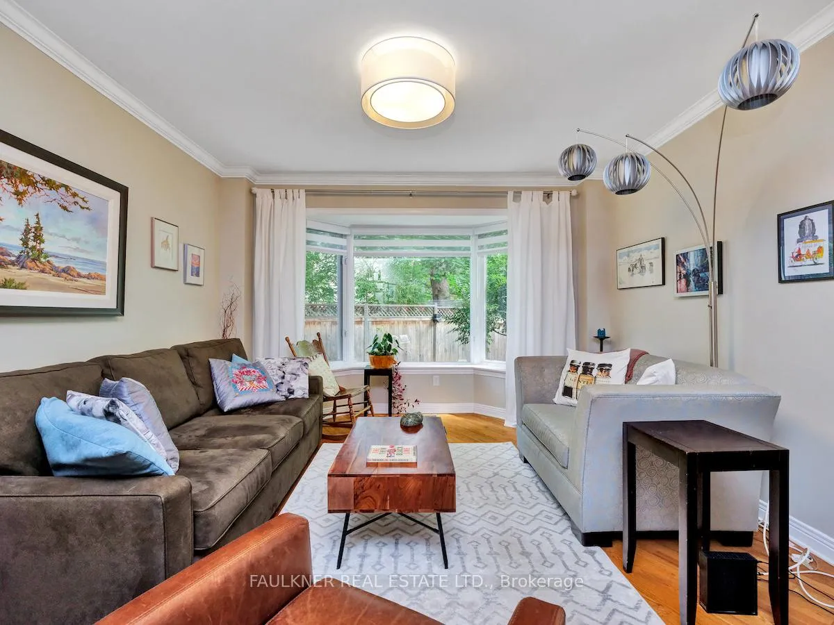 Photo 4 of 27 Warrington Drive, Ottawa, Old Ottawa South — HOMEH