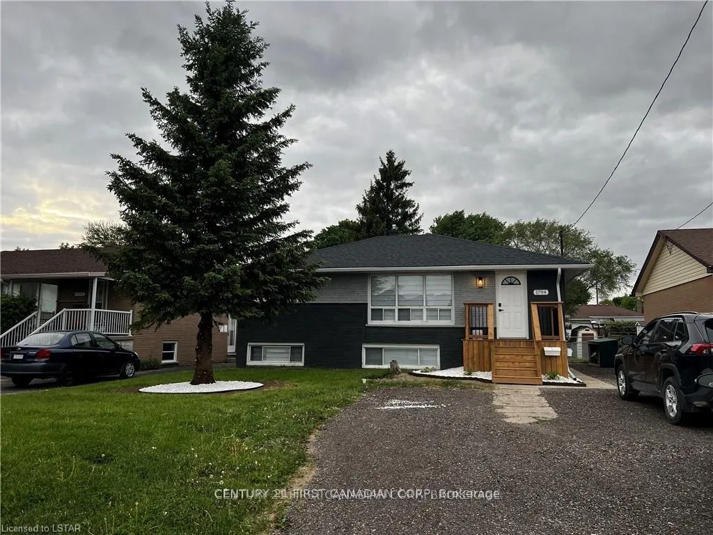 Photo 1 of 1794 Trafalgar Street, London, East H — HOMEH