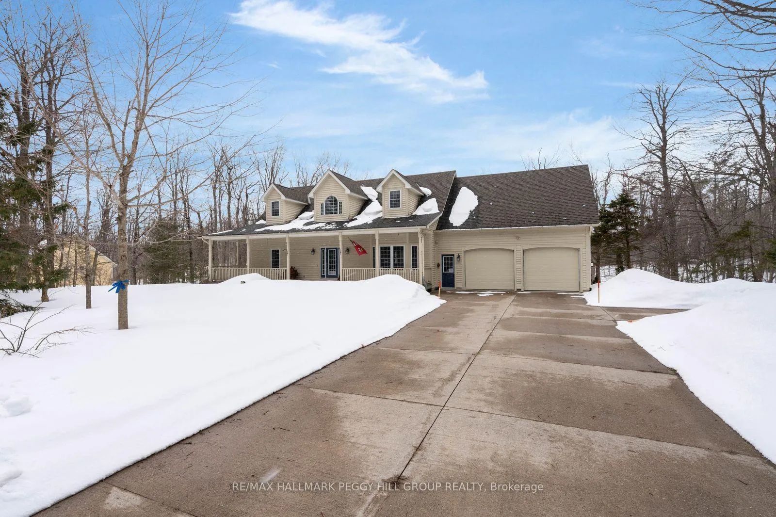 Front of 18 Trillium Trail