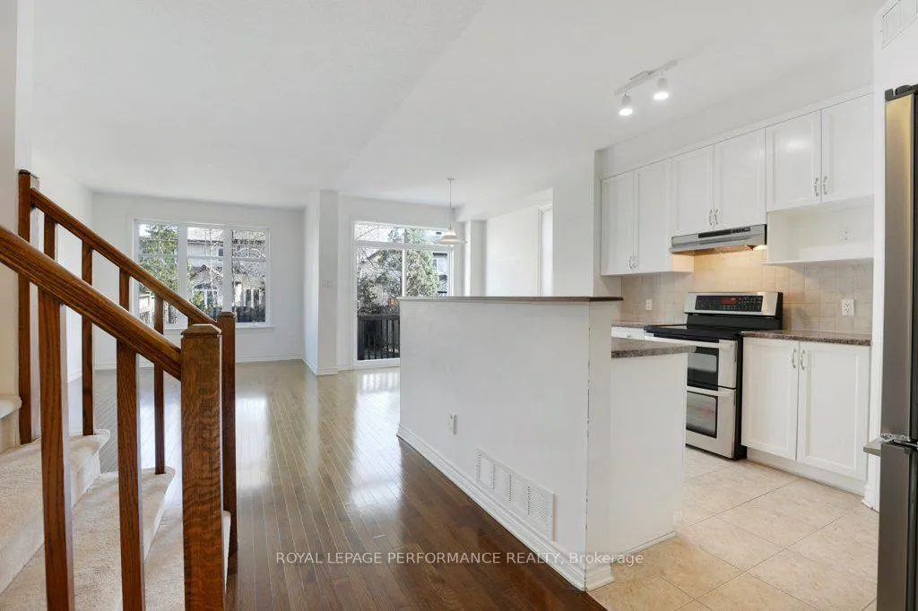 Photo 6 of 203 Bradwell Way, Ottawa, Blossom Park/Kemp Park/Findlay Creek — HOMEH