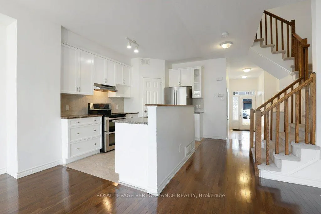 Photo 11 of 203 Bradwell Way, Ottawa, Blossom Park/Kemp Park/Findlay Creek — HOMEH