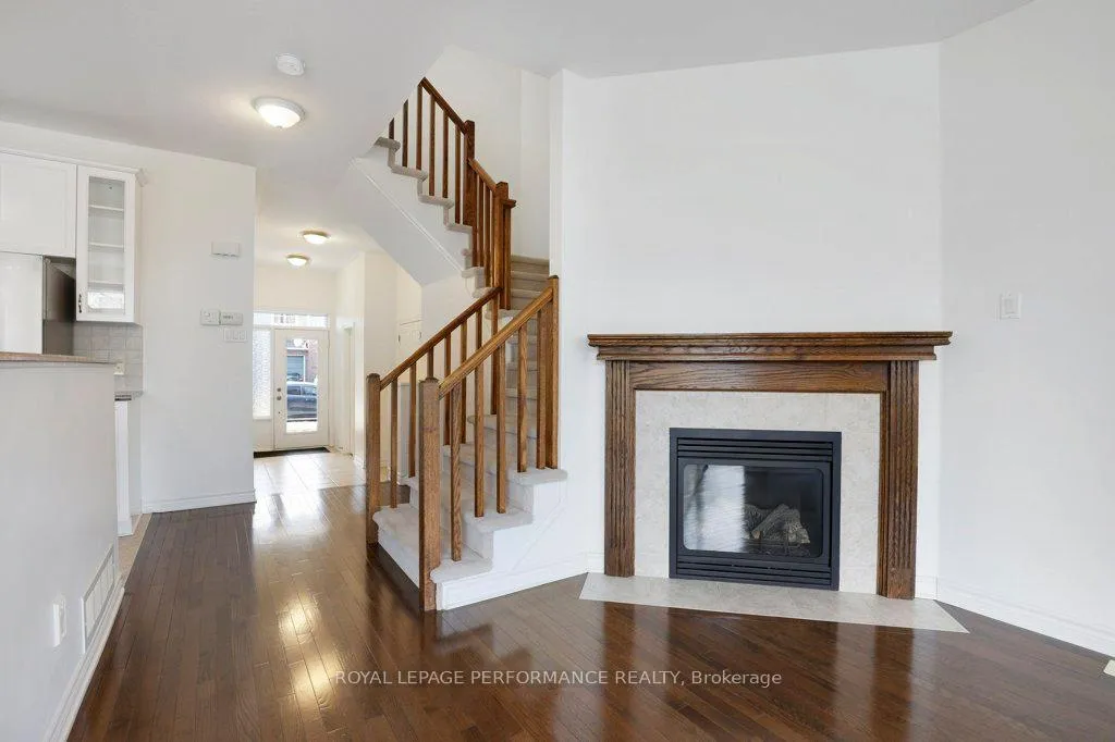 Photo 17 of 203 Bradwell Way, Ottawa, Blossom Park/Kemp Park/Findlay Creek — HOMEH