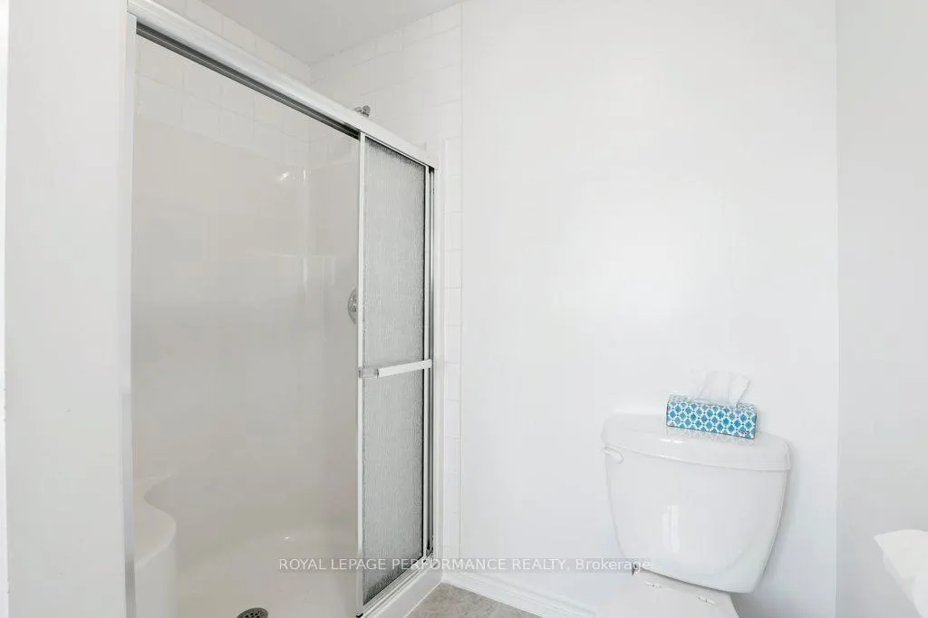 Photo 23 of 203 Bradwell Way, Ottawa, Blossom Park/Kemp Park/Findlay Creek — HOMEH