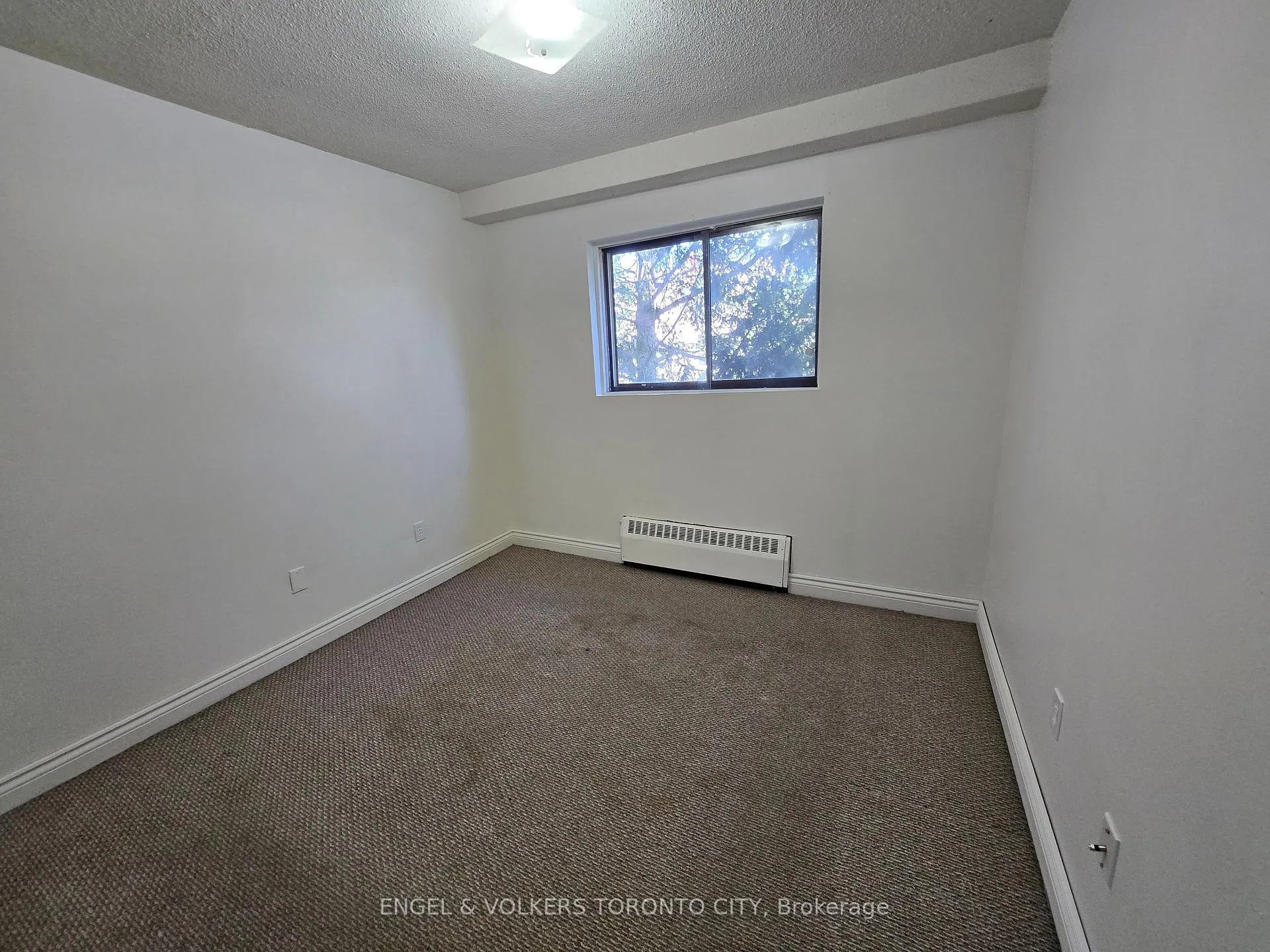 Photo 8 of Unit 201, 109 Gowan Street, Barrie, Allandale — HOMEH