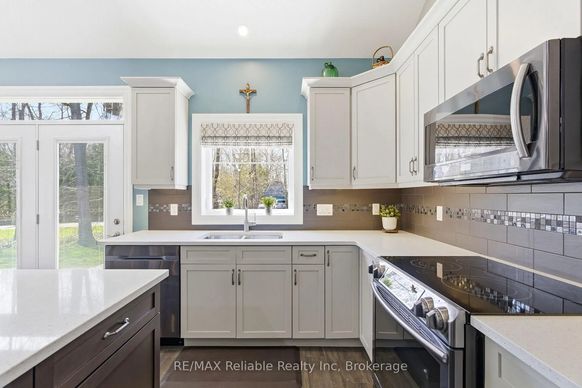 Photo 13 of 79055 Kelly Court, Central Huron, Goderich — HOMEH