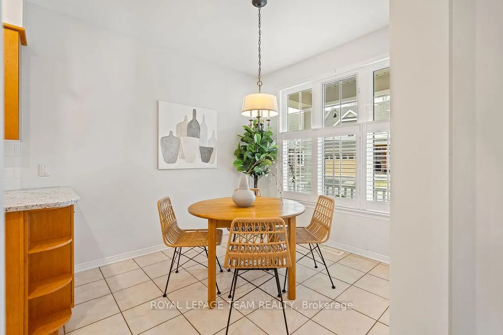 Photo 16 of 20 Morenz Terrace, Ottawa, Kanata - Kanata Lakes/Heritage Hills — HOMEH