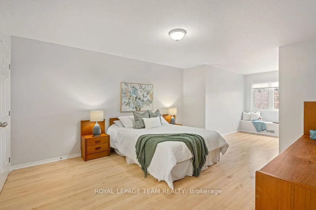 Photo 23 of 20 Morenz Terrace, Ottawa, Kanata - Kanata Lakes/Heritage Hills — HOMEH